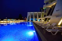 The Grand Gloria Hotel - spa