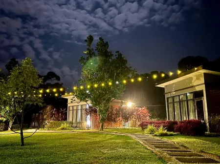 Play at Lot 31 Eco Orchard Melaka Отели в г. Тангкак