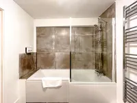 Nap Bristol City Centre Hotels near University of Bristol