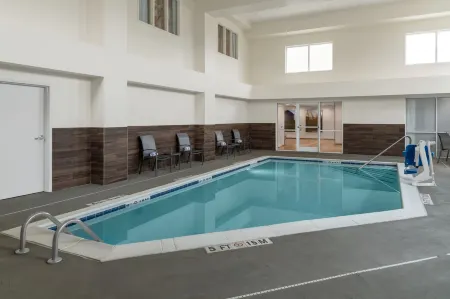 Fairfield Inn Owensboro Отели рядом с достопримечательностью «H L Neblett Community Center»