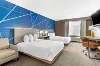 คอมฟอร์ต อินน์ & สวีทส์ ไอร์วิ่ง ลาส โคลีนาส ดีเอฟดับลิว