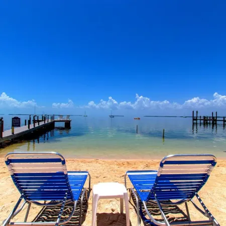 Sunset Cove Beach Resort