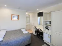 Coachman Hotel Motel فنادق في باركيز