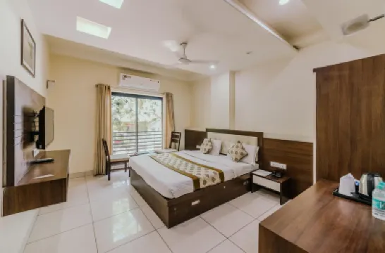 Hotel Fortune Plaza Hotels near Dargah Sharif