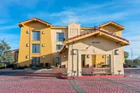 La Quinta Inn by Wyndham Santa Fe Hotels in Santa Fe