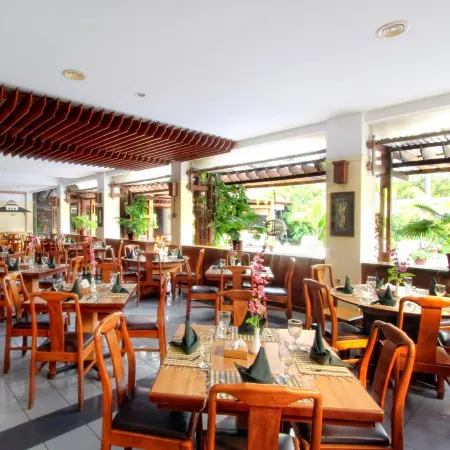Mutiara Hotel and Convention