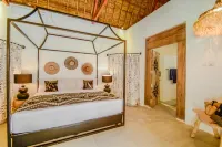 The Beach Villa Hotels in Sigar Penjalin