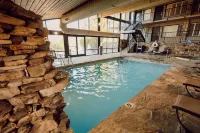 Tremont Lodge & Resort - Pools