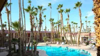 Ramada by Wyndham Yuma - piscina