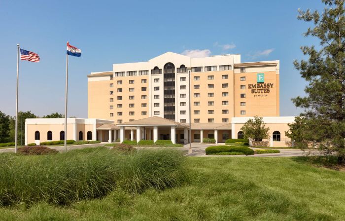 Embassy Suites by Hilton Kansas City International Airport