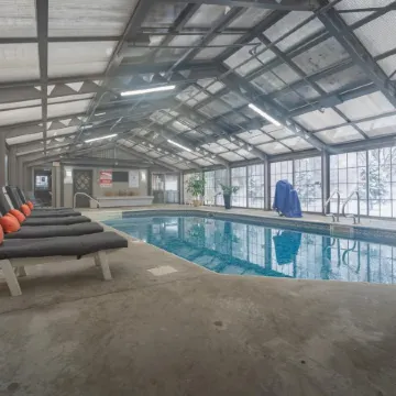 Sun & Ski Inn and Suites