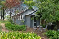 Stay in Mudgee the Grove, the Church, and Premium Private Homestead