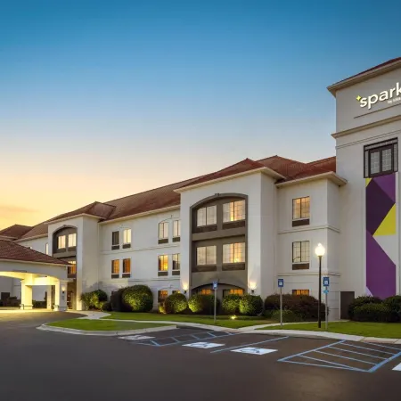 Spark by Hilton Savannah Airport