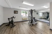 Birch Hill Suites Dayton-WP AFB - parking