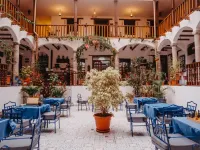 Hotel Casa Alquimia Hotels near Viewpoint El Panecillo