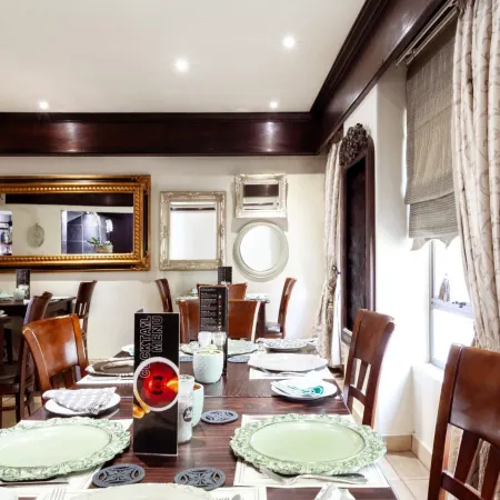 InnJoy Boutique Hotel