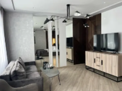 Alpiysky Hotels in Dombay
