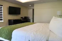 Curtis Inn & Suites