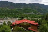 The Pine Chalet - pet friendly