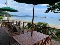 Beachfront Cabin - Villas