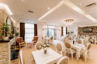 Golden Hotel - Pet friendly