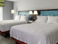 Hampton Inn & Suites by Hilton Marshfield Hotels in Marshfield