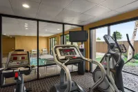 AmericInn by Wyndham Madison West - Gym
