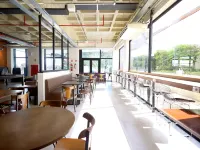 رامادا إنكور سنترو (تيرادينتيس) Hotels near ميجا بولو مودا