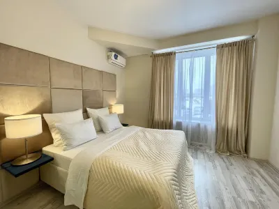 Hotel X.O Hotels near Abdul Rahmon Mosque