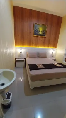 Daile Homestay Amira Cluster Slawi- Tegal 주변 호텔