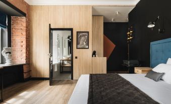Kentron Hotel