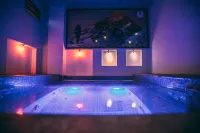 Himalayan Suite Hotel - Hot Springs