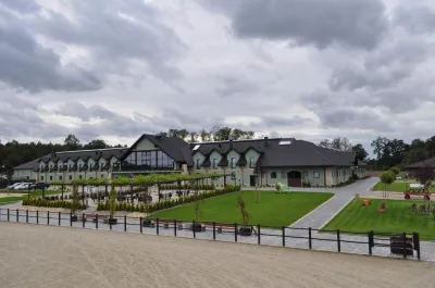 Lando Hotels in 