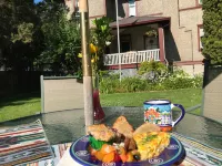 Stirling House Hotels in Kelowna