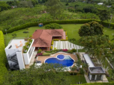 Chalet la Alemania Hotels in Calarca