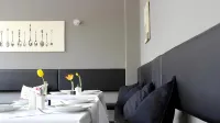 Apartment Hotel Lindeneck - breakfast