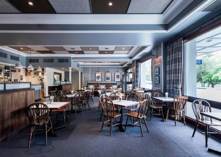 The North Sydney Hotel Отели в г. Cammeray