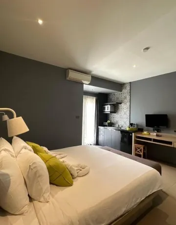 ห้องดีลักซ์ เตียงใหญ่