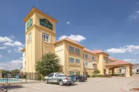 La Quinta Inn & Suites by Wyndham Hillsboro - Wifi
