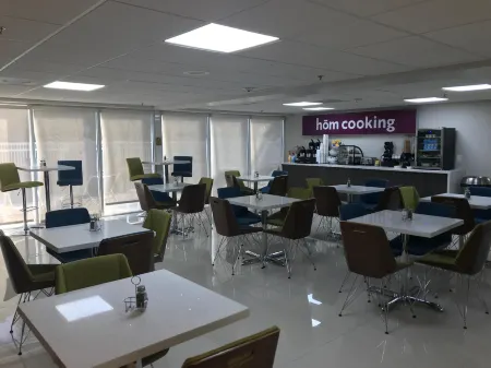 Hom Hotel Gainesville, SureStay Collection by Best Western Отели в г. Haile Plantation