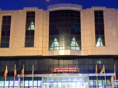 Al Bustan Tower Hotel Suites