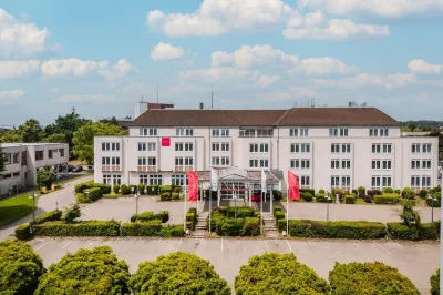 Leonardo Hotel Aachen Hotel dekat Barockfabrik
