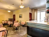 Hotel di Porta Romana Hotels near Brenta Station