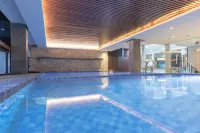 Grand Makmur Hotel Jambi - С бассейном