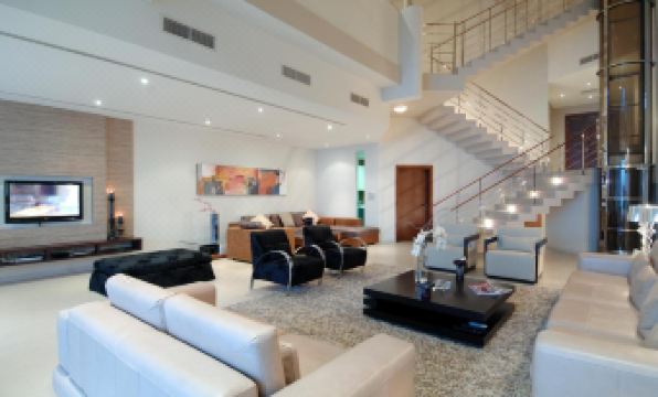 Dragon Hotel and Resort