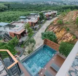 Sky Hill Villa Surattthani - Pools