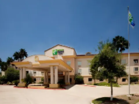 Holiday Inn Express & Suites Brownsville by IHG Hotels in Brownsville