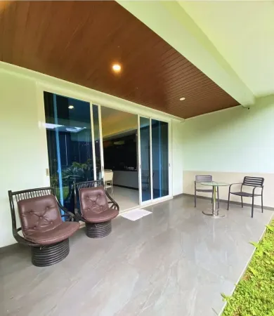 The Villa Nirvana Tawangmangu Отели в г. Тавангмангу