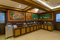 Base9 Cochin Airport Hotel - Pet friendly