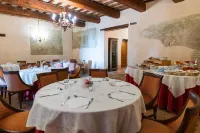 Villa Rinalducci - breakfast